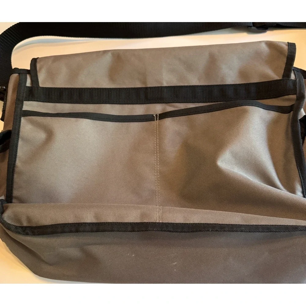 NWT Vintage Structure Clothing Co. Crossbody Messenger Bag - Green &‎ Black
